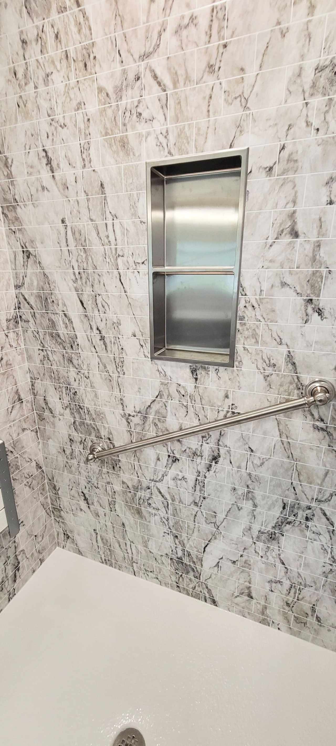 Lightening Subway Tile – Reveal Lightening Subway Tile - Reveal