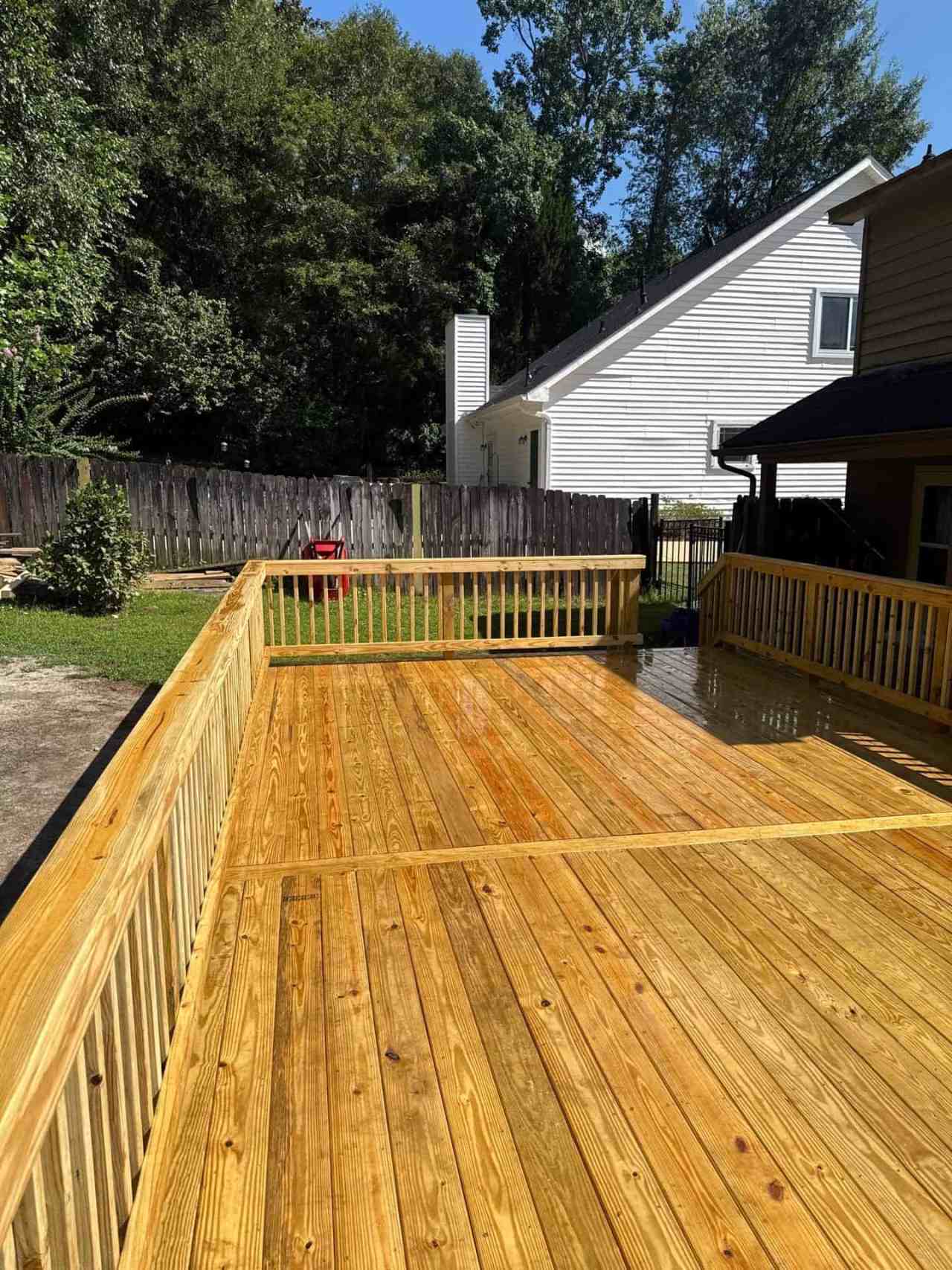 22-Jul 21 2025 03_57pm-zyTW wooden deck in backyard