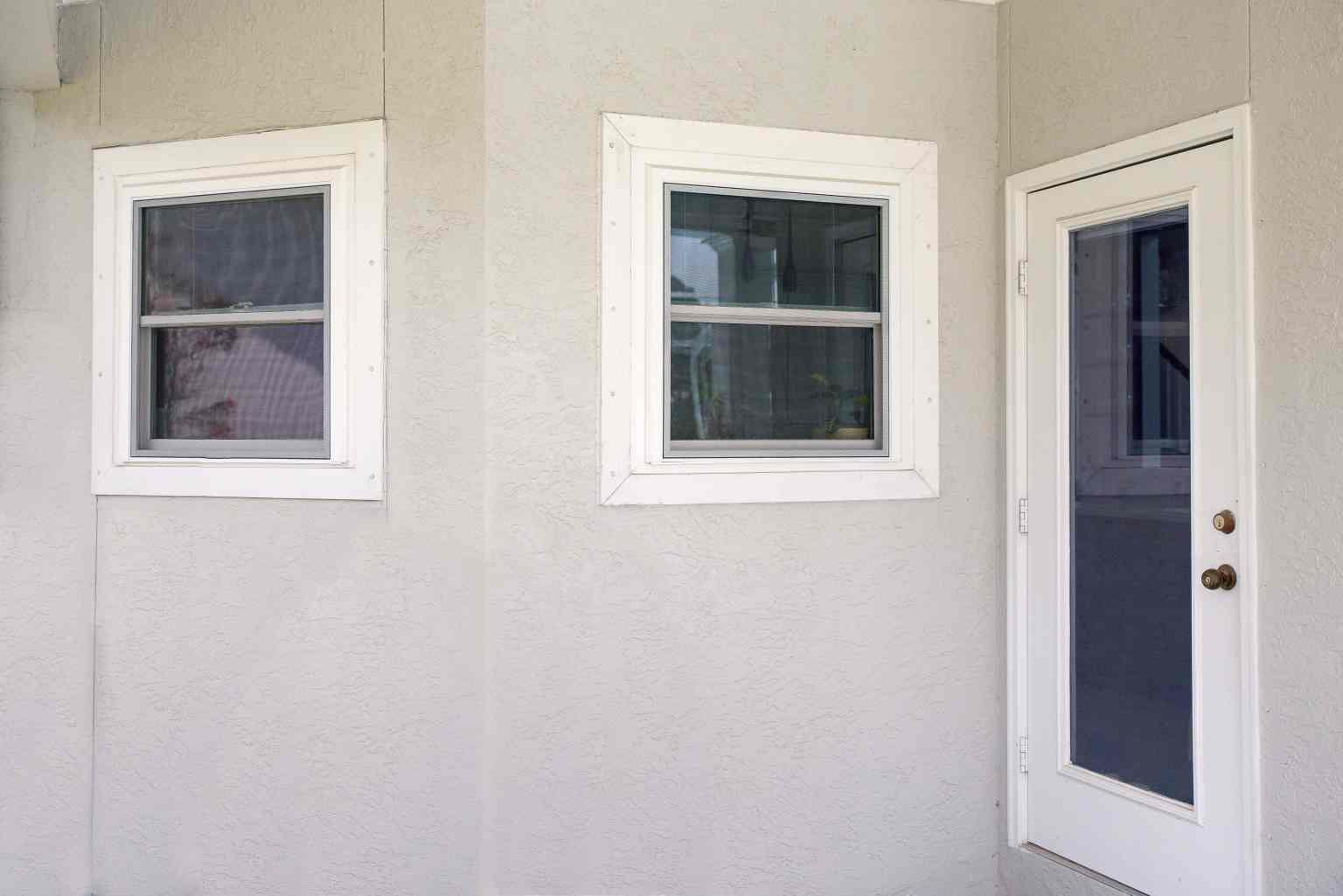 LatashaCarrawayPhotography-5511copy home exterior with bay window