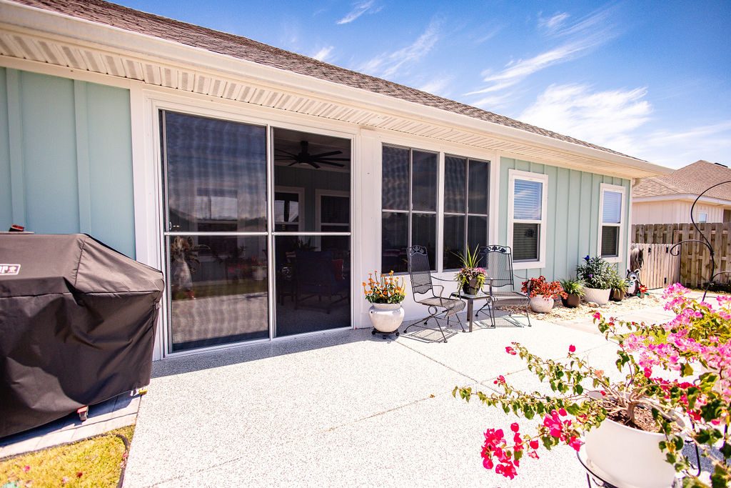 LatashaCarrawayPhotography.-3732 porch enclosure exterior yard view